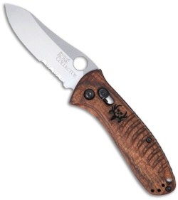 Benchmade Bone Collector 15030S-2 Mini Axis Folder Knife Walnut (2.95" Serr)