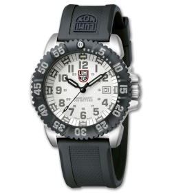 Luminox 3150 Series Steel Colormark 3157 w/ Rubber Strap (Silver)