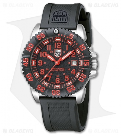 Luminox 3150 Series Steel Colormark 3165 w/ Rubber Strap (Black)