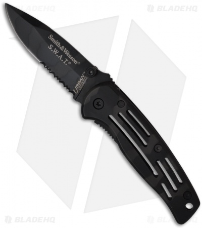 Smith & Wesson SW3300CS Urban Camo Mini SWAT Folding Knife (2.5" Serr)