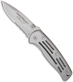 Smith & Wesson SW3300S Mini SWAT Folding Knife (2.5" Bead Blast Serr)