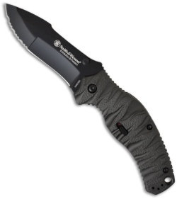 Smith and Wesson Assisted Opening Knife (3.3" Black Serr) SWEE2BS