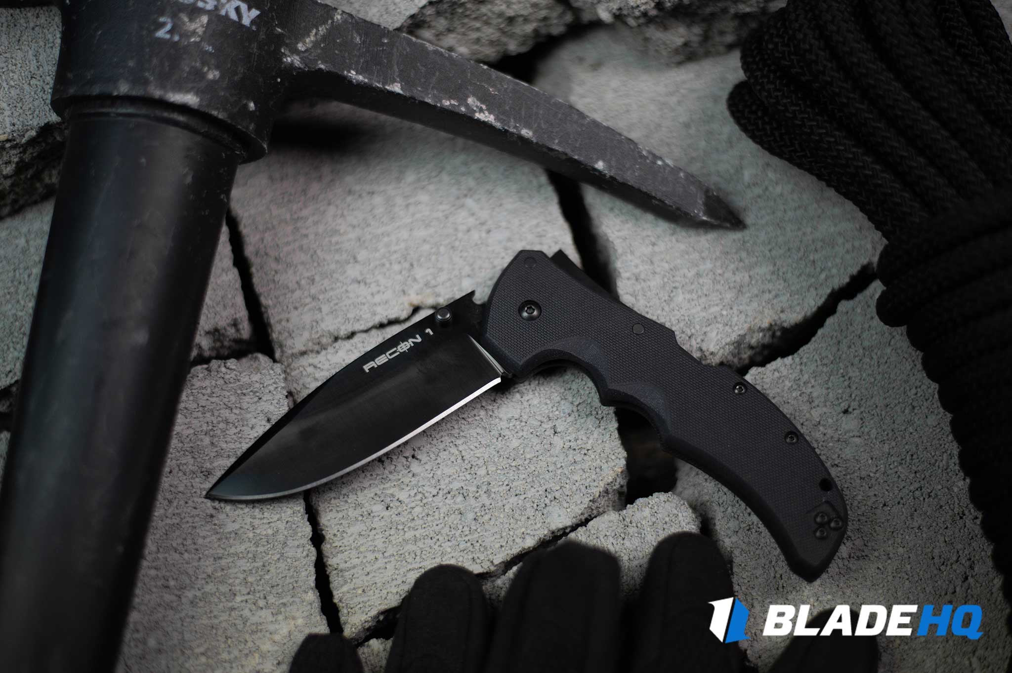 Cold Steel Recon 1 Knife Deployment/Lockup
