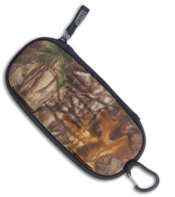 Chums The Vault Accessories Case (Realtree Camo)