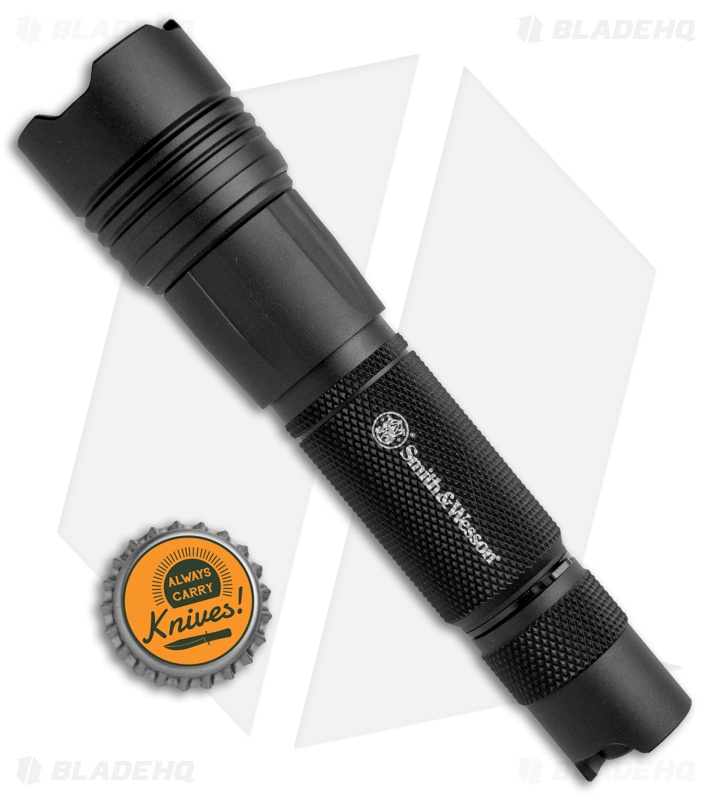 Smith & Wesson M&P 15 Rechargeable LED Flashlight (800 Lumens)