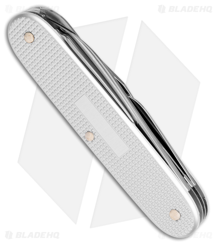 Victorinox Swiss Army 7 Silver Alox 0.8150.26 - Blade HQ