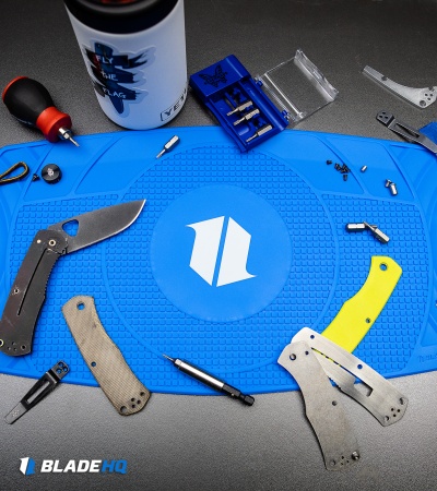 Blade HQ Silicone Knife Takedown Shop Mat - Blue