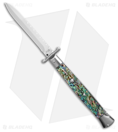 AKC 11