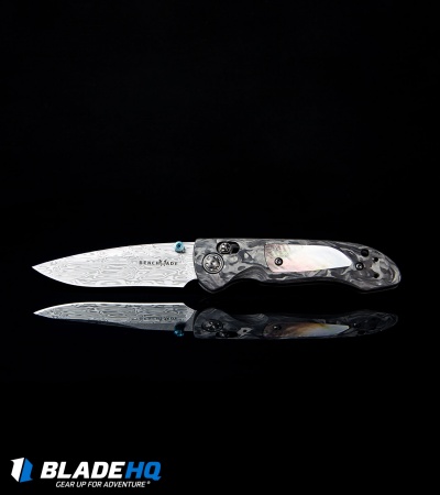 Benchmade 698-181 Foray Gold Class AXIS Lock Knife Marbled CF (3.2" Damasteel)