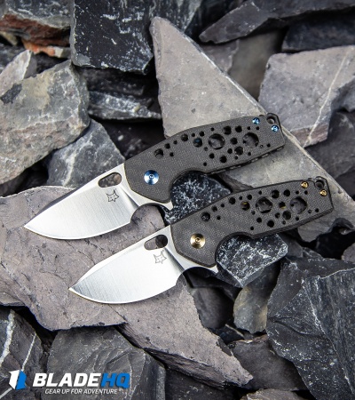 Fox Knives Vox Suru Flipper Knife Carbon Fiber Blue Hardware (2.3" Satin M390)