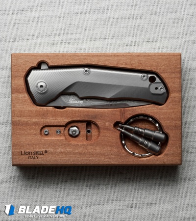 Lion Steel TRE Three Rapid Exchange Flipper Knife Titanium (2.8" Damascus) TREDT