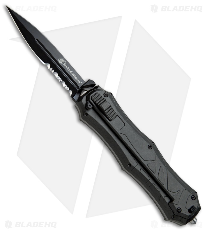 Smith & Wesson Assisted Opening 3.5-Inch Black Serr is 8th best OTF knife