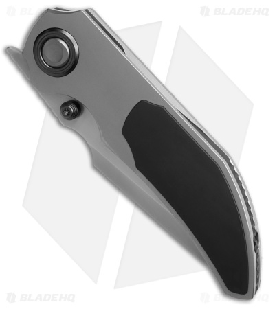 Poikilo Blade Casque Frame Lock Black 1P Titanium (3.38" Pearlescent SW) *DISC*