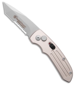 Smith & Wesson Extreme Ops Tanto Serr Automatic Knife (2.50" BB Serr) SW40TS