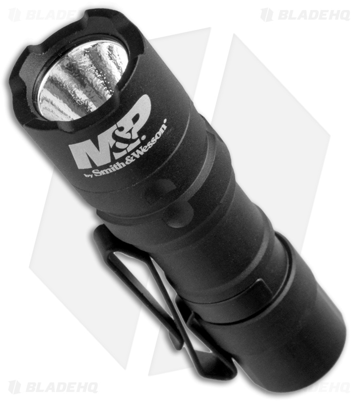 Smith & Wesson Delta Force CS-20 Compact Flashlight CREE  XPG2 LED (215 Lumens)