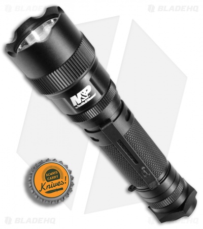 Smith & Wesson M&P 12 Tactical Flashlight (875 Lumens)