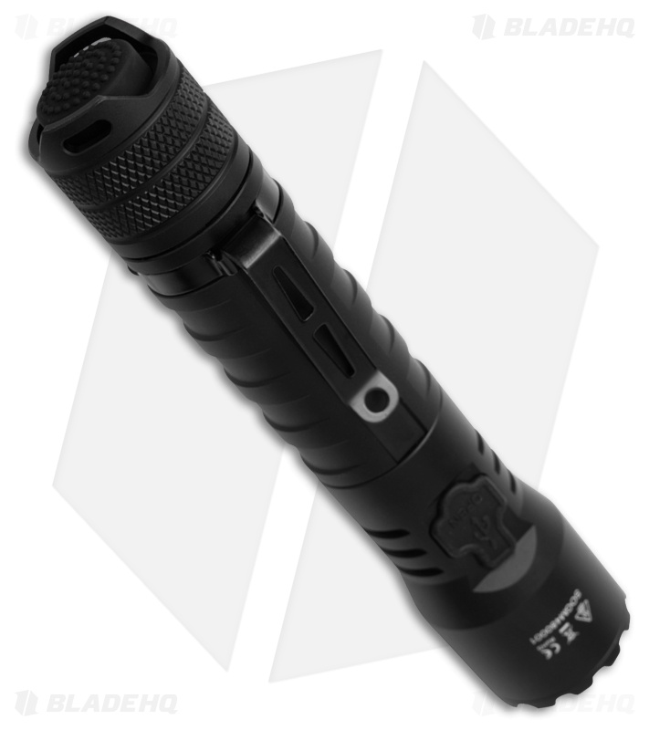 SOG M-48 Black Aluminum Flashlight (2500 Lumens)