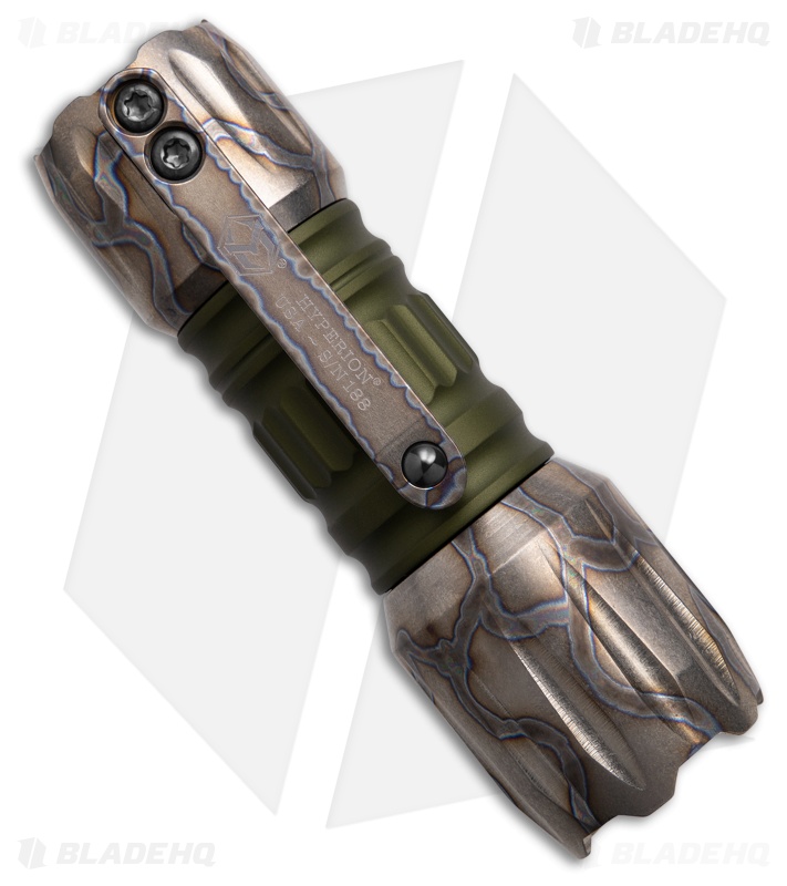 Heretic Knives Hyperion Flashlight Flamed Ti/Green Aluminum (1500 Lumens)