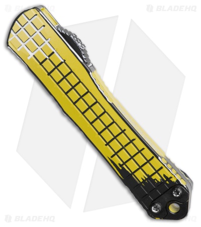 Heretic Knives Manticore S Grenade Grip Cel Shade Yellow (2.7" Two-Tone)