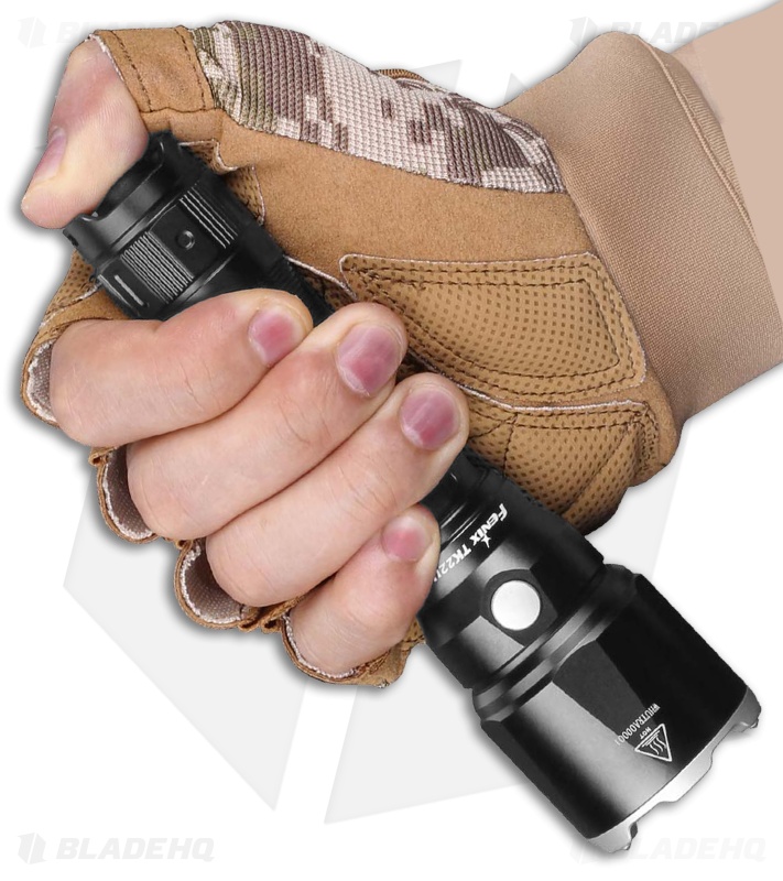 Fenix TK22 Flashlight V2.0 Black Aluminum (1600 Lumens) - Blade HQ